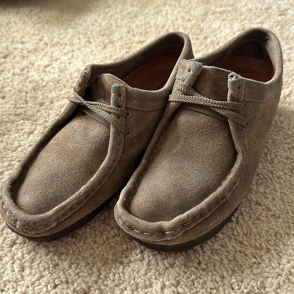 Clarks Wallabees - Picture 3 of 10
